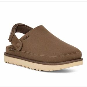 NWOT UGG Goldenstar Clogs